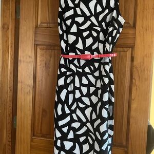 Jones Studio Black and White Patterned Dress with Red Belt
